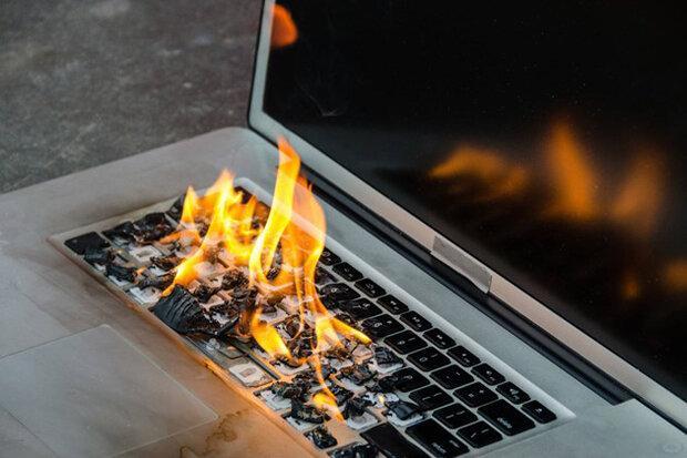 اداره هوانوردی آمریکا ورود لپ تاپ اپل به پرواز را ممنوع نمود