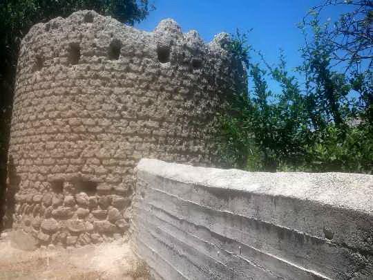 مرمت برج های تاریخی روستای شال خلخال شروع شد