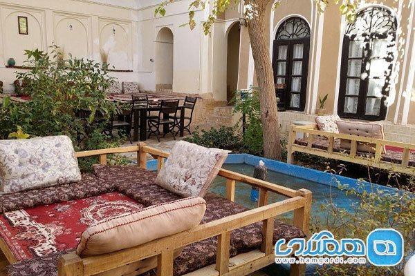 فرار از زندگی شهری به اقامتگاه های بومگردی فرار از زندگی شهری به اقامتگاه های بومگردی