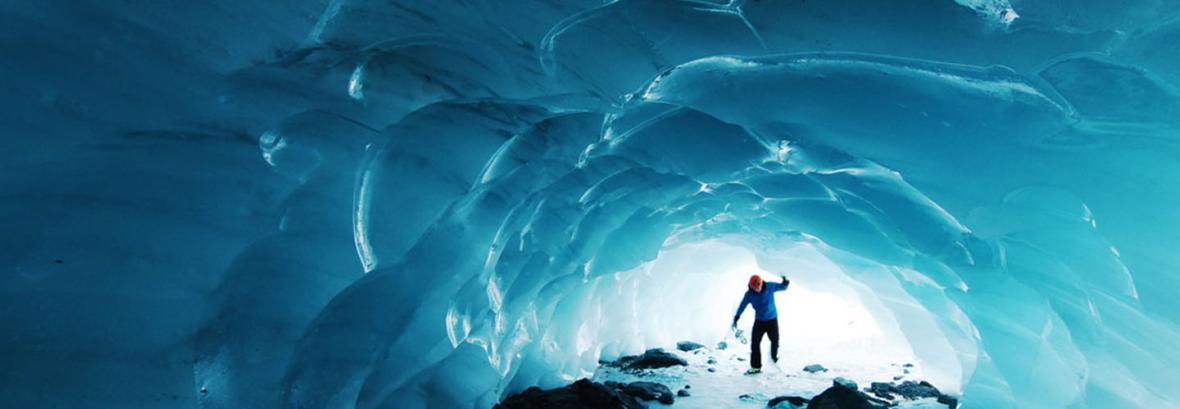 پاتیناژ روی یخ های آلاسکا ، فیلمی از رهایی در یخ وحشی