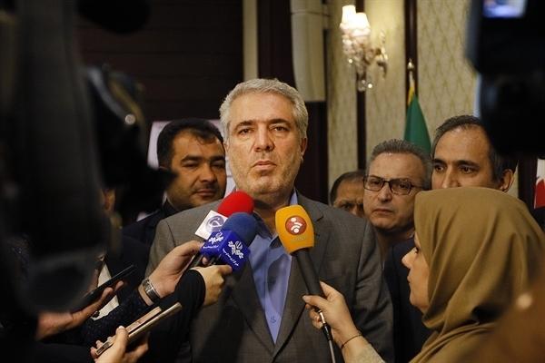 مونسان در جمع خبرنگاران: بخش خصوصی از مدیریت باثبات در گردشگری مونسان در جمع خبرنگاران: بخش خصوصی از مدیریت باثبات در گردشگری حمایت کرد، به زودی تصمیمات لازم برای معاونت سرمایه گذاری سازمان میراث فرهنگی گرفته می گردد