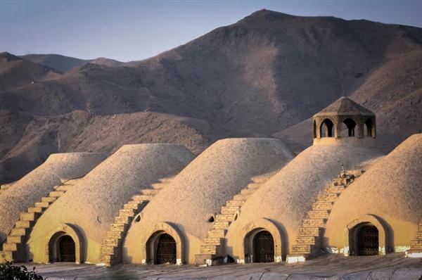 طرح جامع مرمت و احیای بازار اراک در دست تهیه است