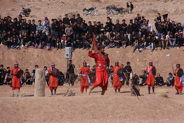 بزرگ ترین تعزیه میدانی کشور 11 محرم در فسا برگزار می شود بزرگ ترین تعزیه میدانی کشور 11 محرم در فسا برگزار می گردد