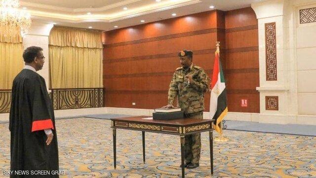 عبدالفتاح البرهان به عنوان رئیس شورای حاکمیتی سودان سوگند خورد