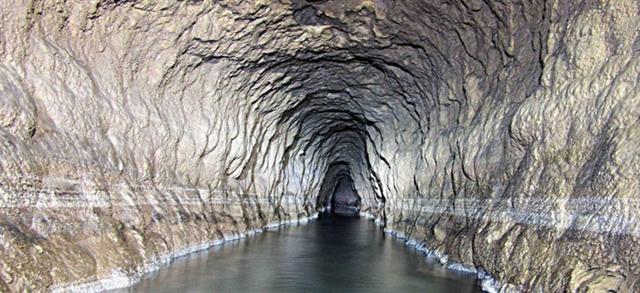 بخشی از مهاجرت ها به دلیل از بین رفتن قنات ها اتفاق افتاده است