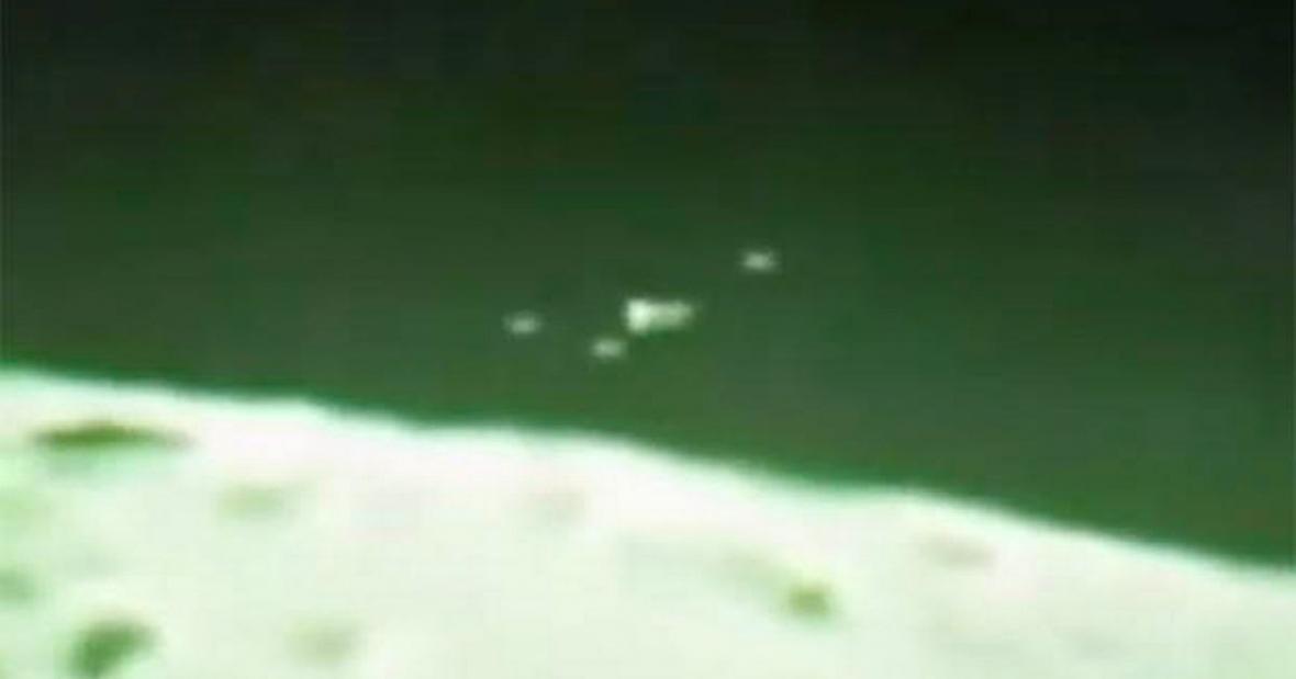 پرواز بی سر و صدای فرازمینی ها از روی ماه!