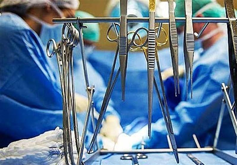 قیچی جراحی بعد از 18 سال از شکم بیمار خارج شد