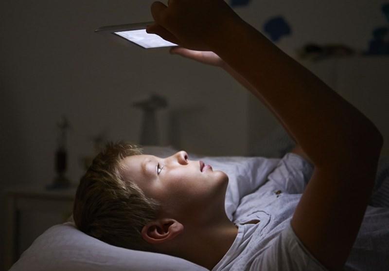 بلایی که استفاده مداوم از تلفن همراه بر سرتان می آورد!