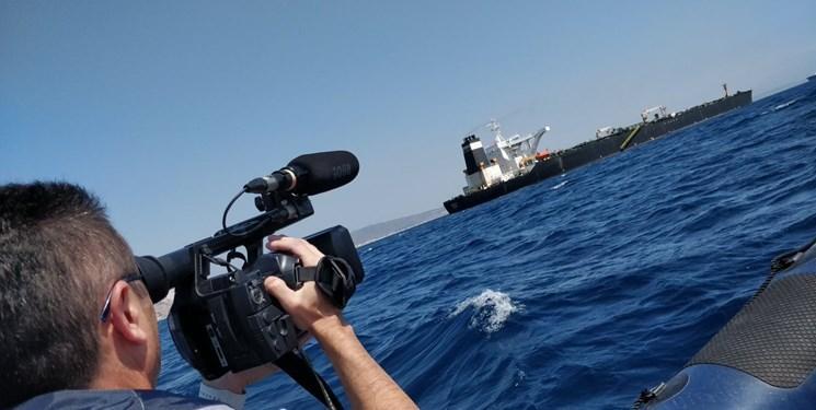 آمریکا: کمک به نفتکش ایران ممنوع است، کشتی رانی زیر ذره بین قرار گرفته است