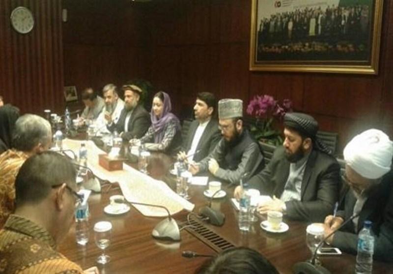 سفر هیئت مشترک شورای صلح و عالمان دینی افغانستان به اندونزی سفر هیئت مشترک شورای صلح و عالمان دینی افغانستان به اندونزی