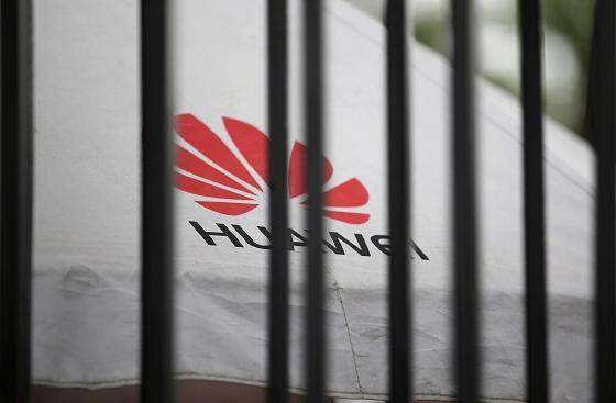 مجازات برای شرکت های آمریکایی همکار با هوآوی