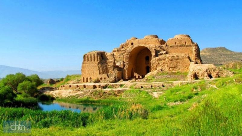 بازدید بیش از 43هزار گردشگر داخلی و خارجی از منظر باستانی ساسانیان فارس