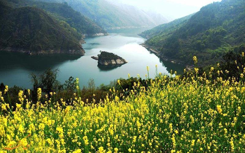 جزیره ای عجیب که فقط در فصل بهار ظاهر می شود!