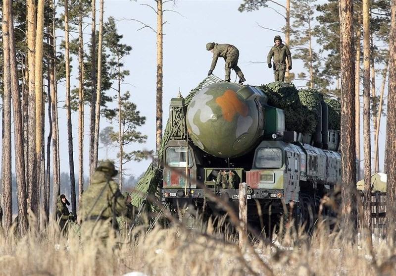 پرتاب موشک های کروز و بالستیک در مانور نیروهای راهبردی روسیه