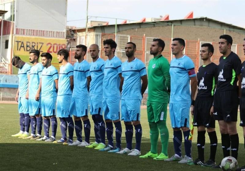 مالک باشگاه علم و ادب تبریز فدراسیون فوتبال را تهدید کرد مالک باشگاه علم و ادب تبریز فدراسیون فوتبال را تهدید کرد
