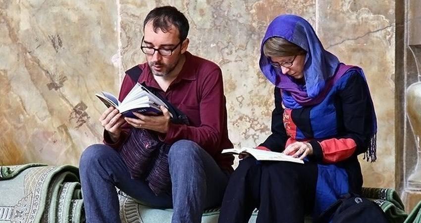 بخشنامه ای که گردشگران خارجی را سرگردان کرد