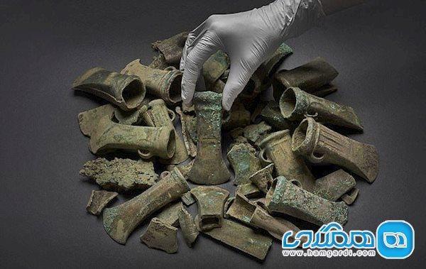 کشف مجموعه ای سه هزار ساله با وزن 45 کیلوگرم