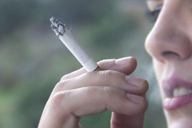 چرا ترک سیگار در زنان سخت تر است؟