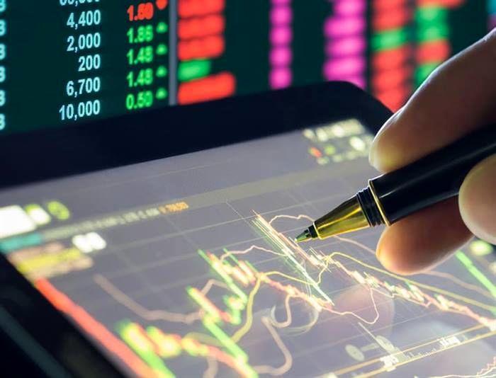 آینده بورس چگونه رقم خواهد خورد؟