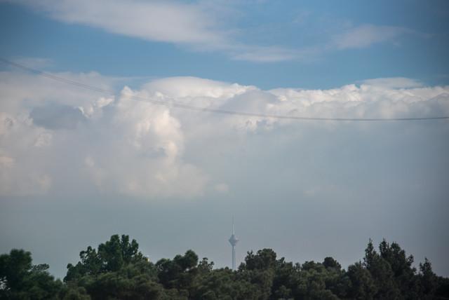 کاهش غلظت آلاینده های هوای تهران در بعضی ساعات امروز