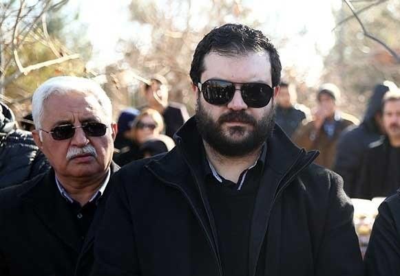 نتایج استقلال روح پدرم را شاد می کند، مشکل ما و استقلال خانوادگی نتایج استقلال روح پدرم را شاد می نماید، مشکل ما و استقلال خانوادگی است، امیدوارم باشگاه مطالباتمان را زودتر پرداخت کند