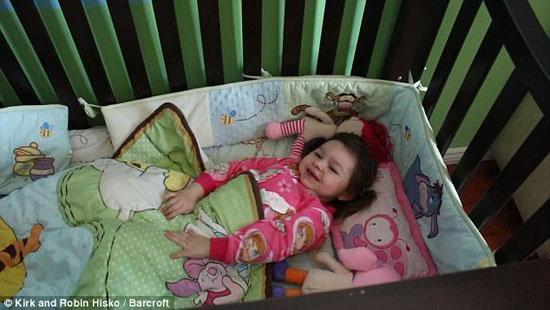 دختری که تنها 90دقیقه در شبانه روز میخوابد