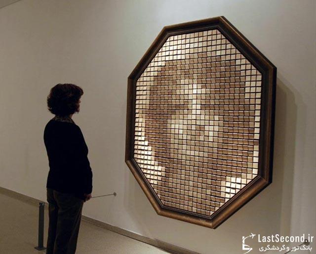 آینه ای از جنس چوب