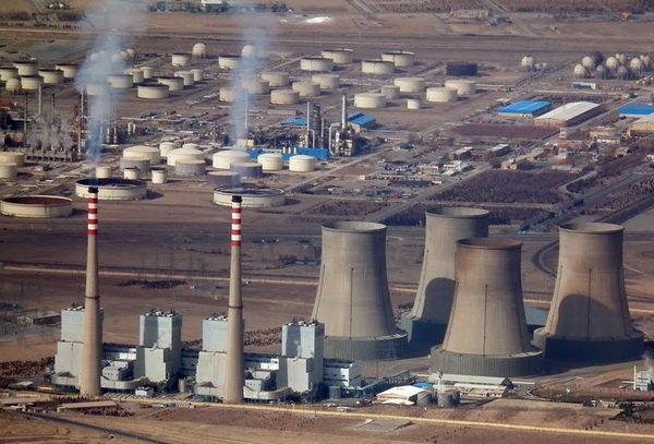 سرسختی نیروگاه های آلاینده برای وداع