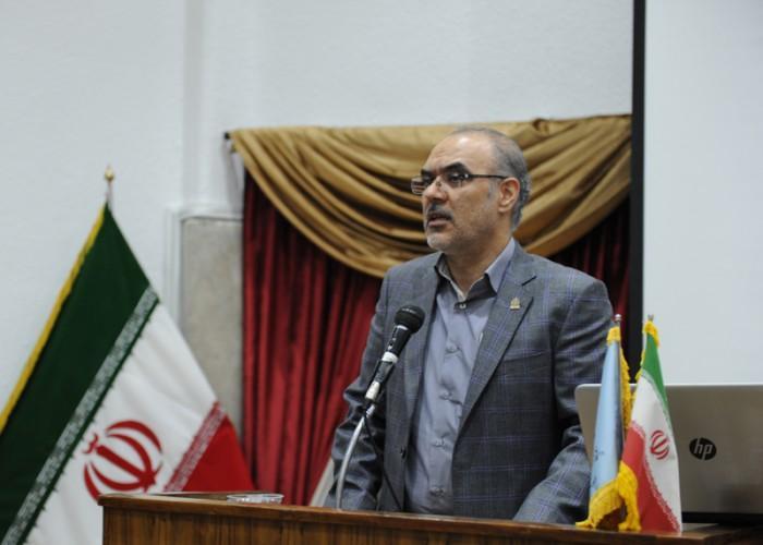 دانشگاه علم و صنعت قطب های فناورانه تشکیل می دهد