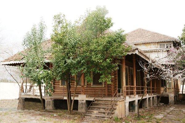 آشنایی با گمرک چوبی آستارا(خانه بلژیکی)