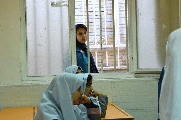 آماری از بچه ها بازمانده از تحصیل در دست نیست