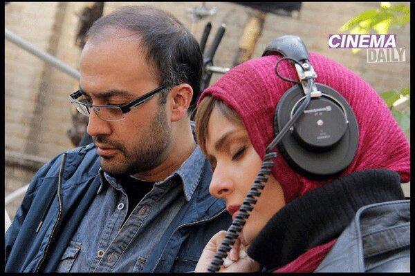 کارگردان اتاق تاریک روشن را می سازد