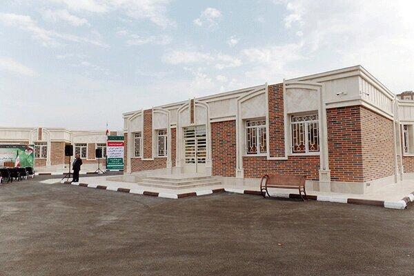 خیرین 80 مدرسه در بم ساختند خیرین 80 مدرسه در بم ساختند