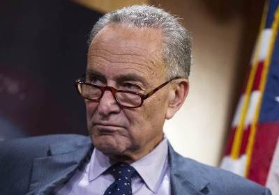 شومر: ترمپ بدون توجه به عواقب تصمیم می گیرد