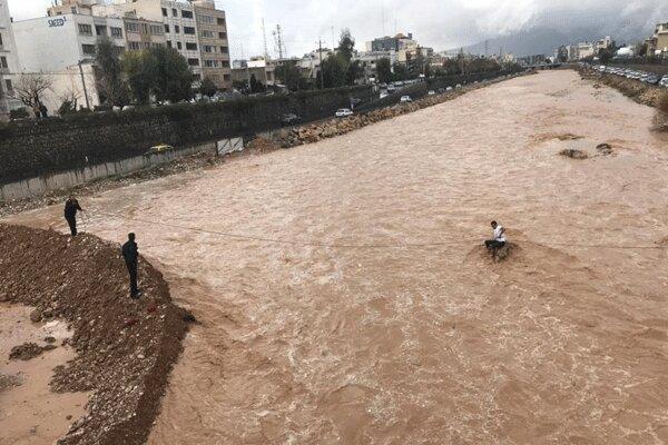 4418 نفر از سیل زدگان اصفهان به بانک معرفی شدند 4418 نفر از سیل زدگان اصفهان به بانک معرفی شدند