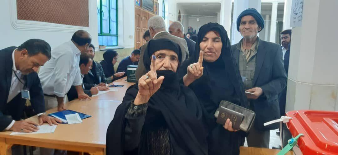 خبرنگاران حماسه ای به شکوه دنا در دیار آریوبرزن خبرنگاران حماسه ای به شکوه دنا در دیار آریوبرزن