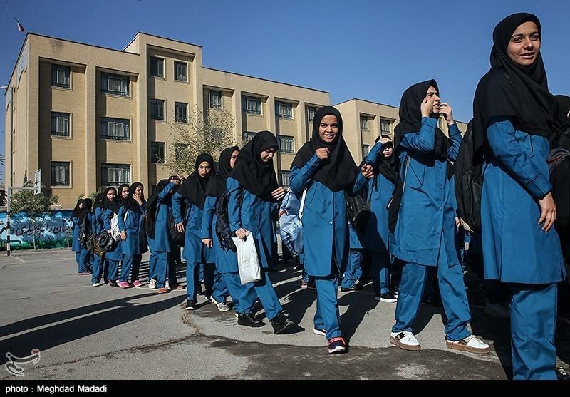 کاربری آموزشی مدرسه تاریخی امام خمینی(ره) بروجرد حفظ گردد