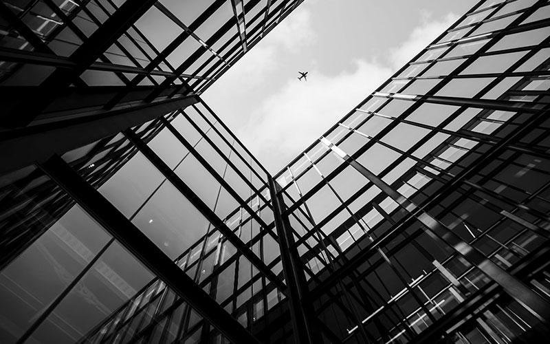 سفر با هواپیما و تاثیر آن بر محیط زیست چگونه است؟