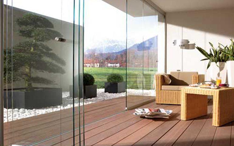 شیشه بالکن، ایده ای برای طراحی مدرن