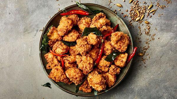 طرز تهیه مرغ پاپکورنی به همراه اطلاعات تغذیه ای