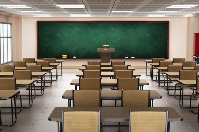 ادامه تعطیلی مدارس و دانشگاه ها تا 20 فروردین ادامه تعطیلی مدارس و دانشگاه ها تا 20 فروردین