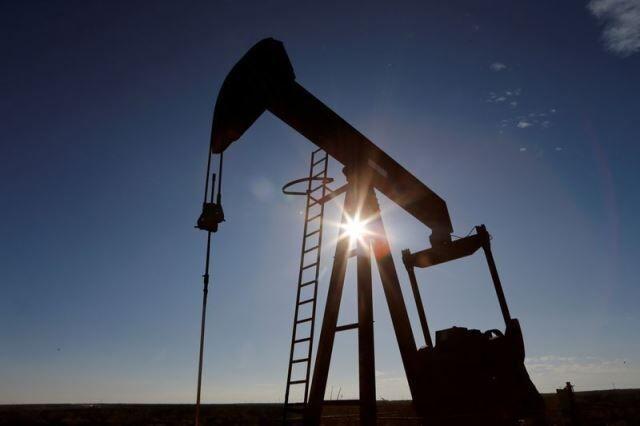 پیش بینی کاهش تولید و تقاضای نفت خام در آمریکا