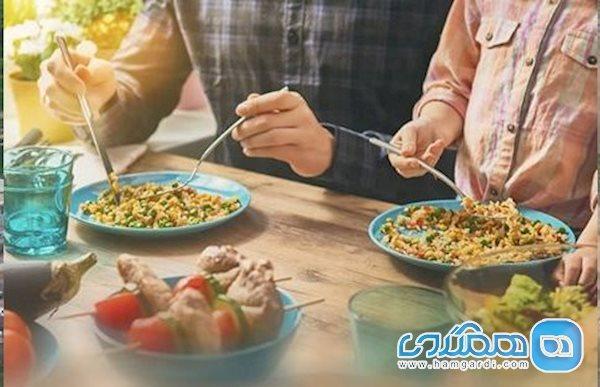 7 کار که نباید بعد از غذا خوردن انجام دهید!