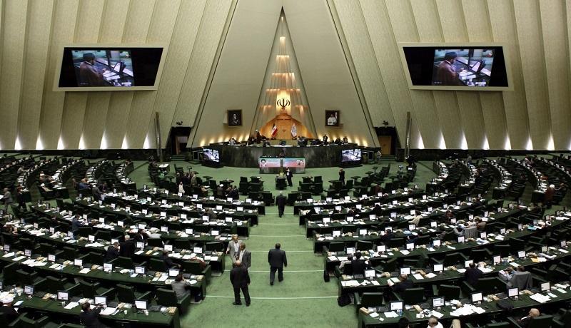 بیانیه مجلس درباره افزایش حقوق کارگران ، حداقل دستمزد 2.8 بیانیه مجلس درباره افزایش حقوق کارگران ، حداقل دستمزد 2.8 میلیون تومان اعمال گردد