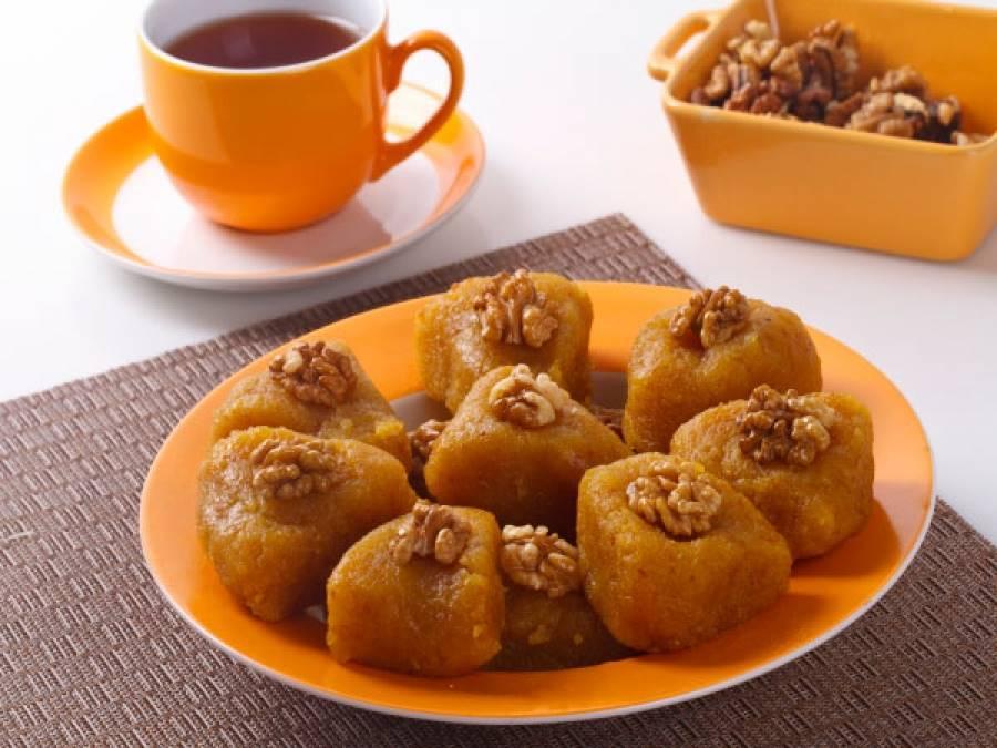 بهترین طرز تهیه حلوا اوماج مجلسی اردبیل و فوت و فن خوشمزه شدن آن