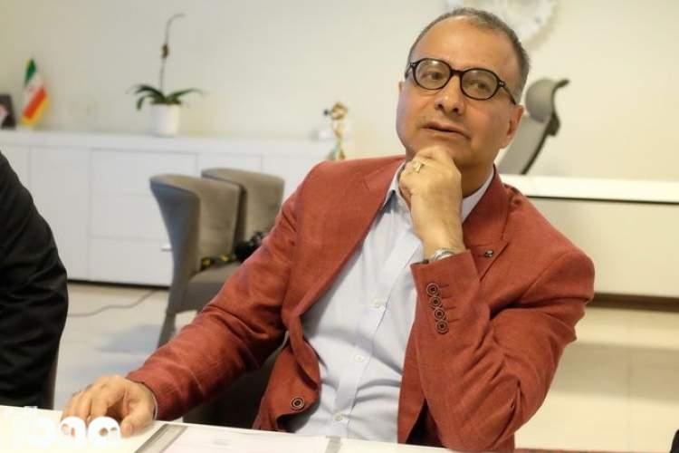 دریابندری با نثری خلاقانه ظرافت های بالقوه زبان را بالفعل کرد