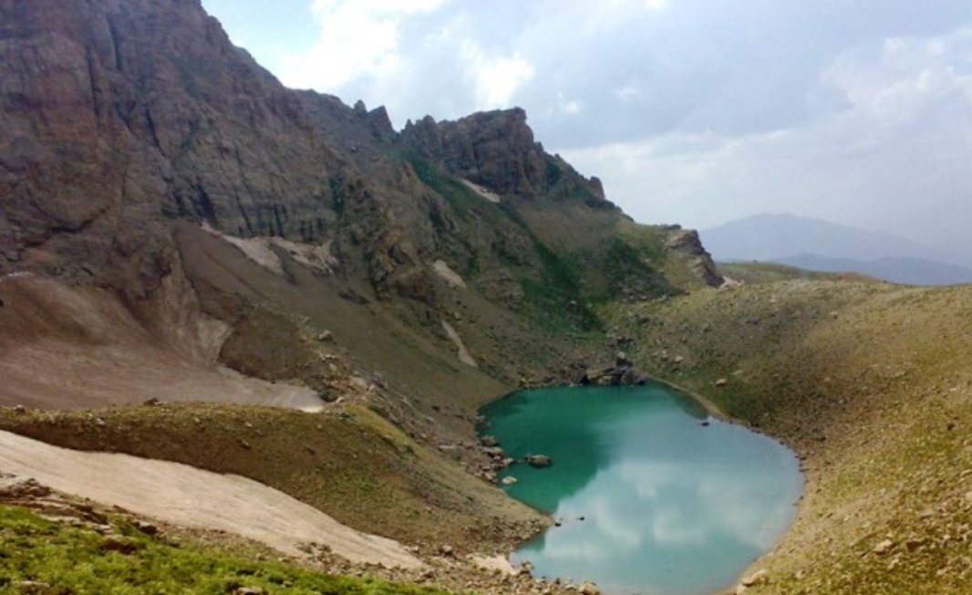 دریاچه زیبای بز سینه در ارومیه، عکس