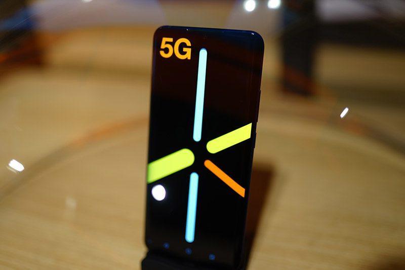 آیا اکنون زمان خرید گوشی 5G در ایران است؟ آیا اکنون زمان خرید گوشی 5G در ایران است؟