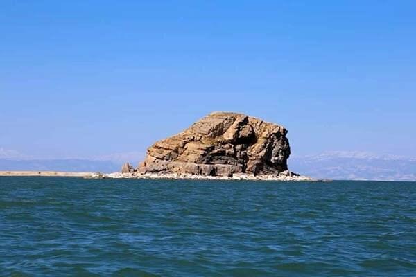 افزایش تراز آب دریاچه ارومیه علی رغم کاهش بارش ها