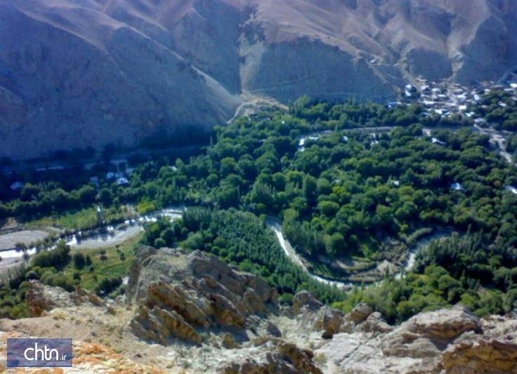 طرح آنالیز و شناسایی محوطه های پارینه سنگی شهرستان فیروزکوه انجام می گردد